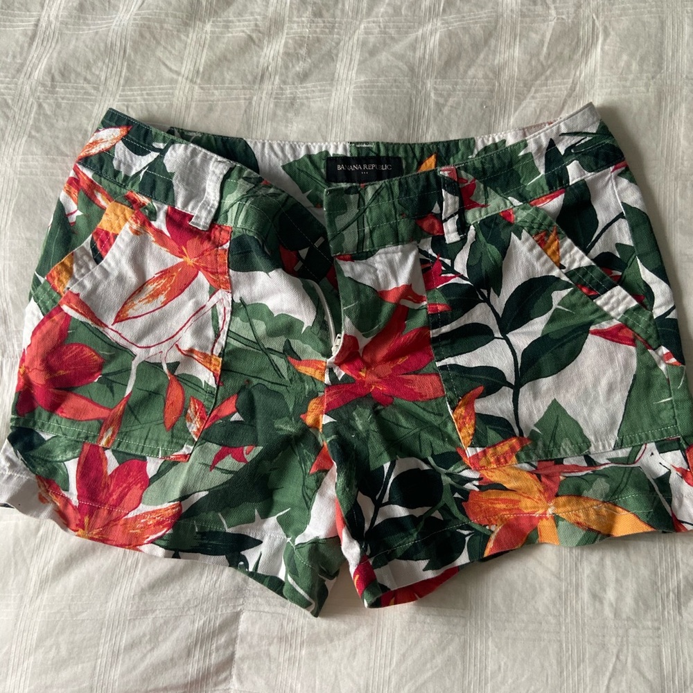 Banana republic shorts